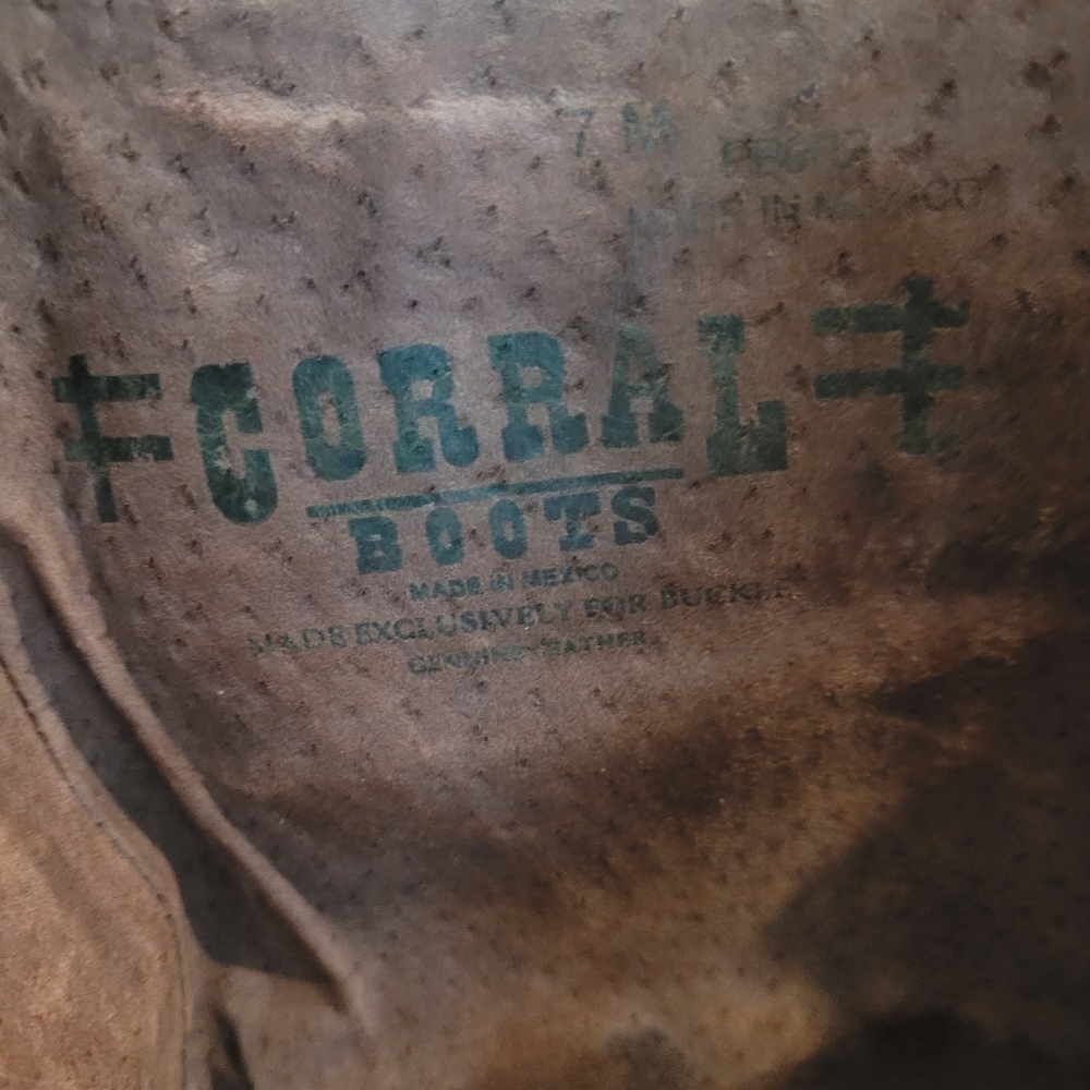 Corral Boots Size 7 - image 5